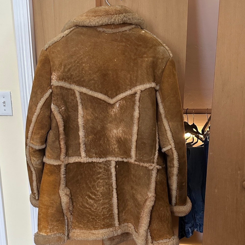Vintage Shearling Coat - Picture 4 of 4